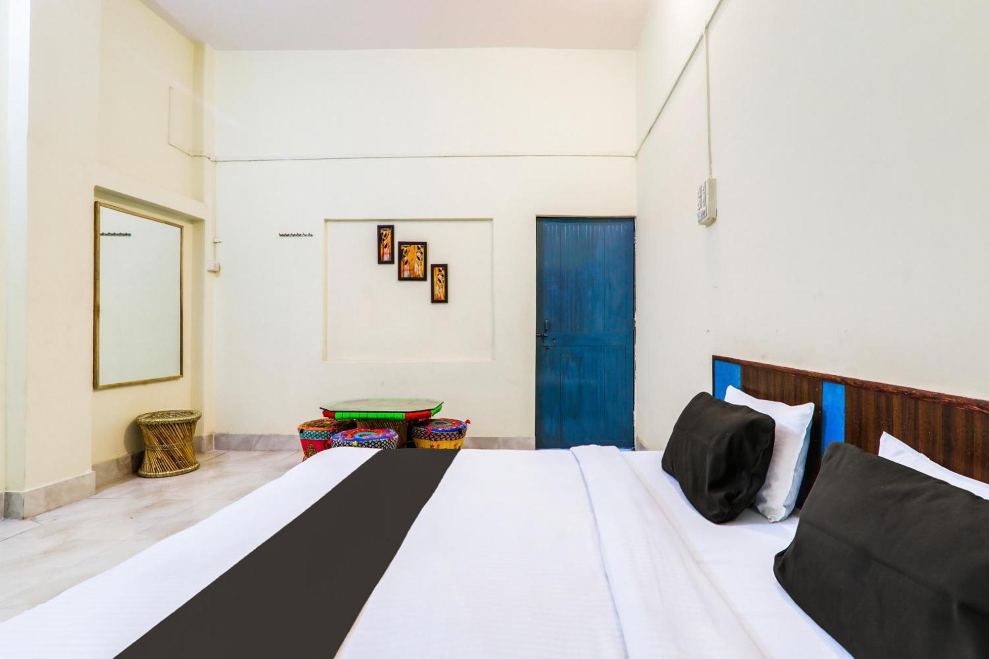 Hotel O Shree Hotel Mriduni 바라나시 외부 사진